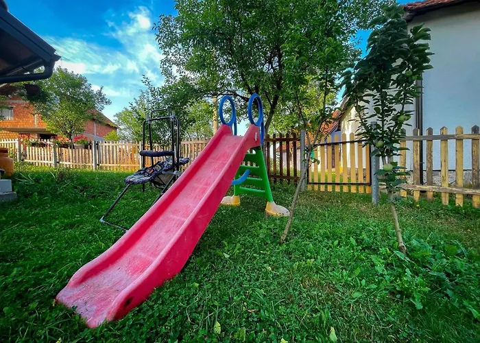 Vikendica Kostic * Ζλάτιμπορ